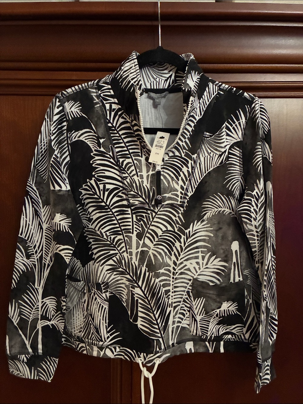 Talbots Stylish Black & White Palm-Print Women's Pullover Jacket